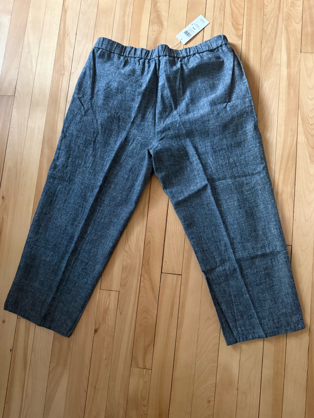 NWT Eileen Fisher Denim Crop Straight Pant Blue M - Picture 3 of 3